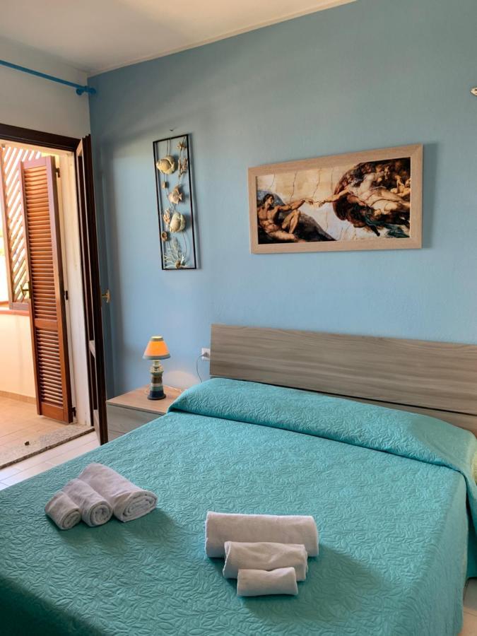 Una Finestra Sul Mare Calasetta Ngoại thất bức ảnh