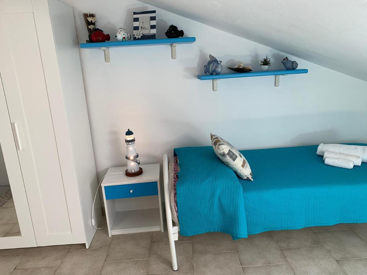 Una Finestra Sul Mare Calasetta Ngoại thất bức ảnh